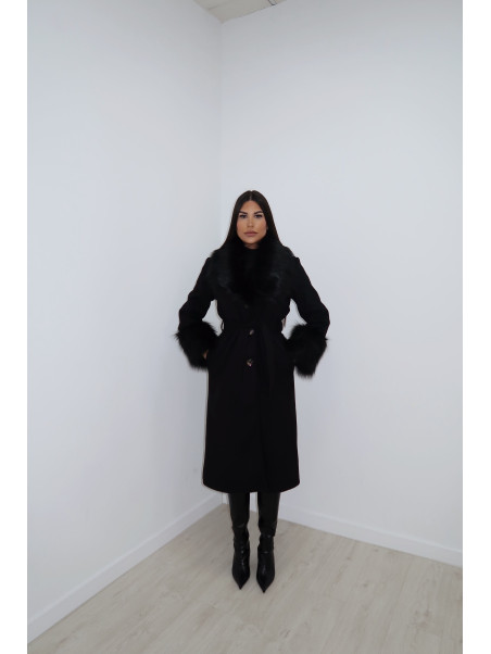 ABRIGO PELO CUELLO NEGRO